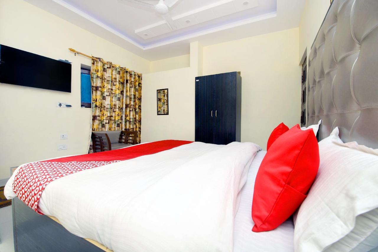 Oyo 8670 Hotel Usha Palace Массури Экстерьер фото